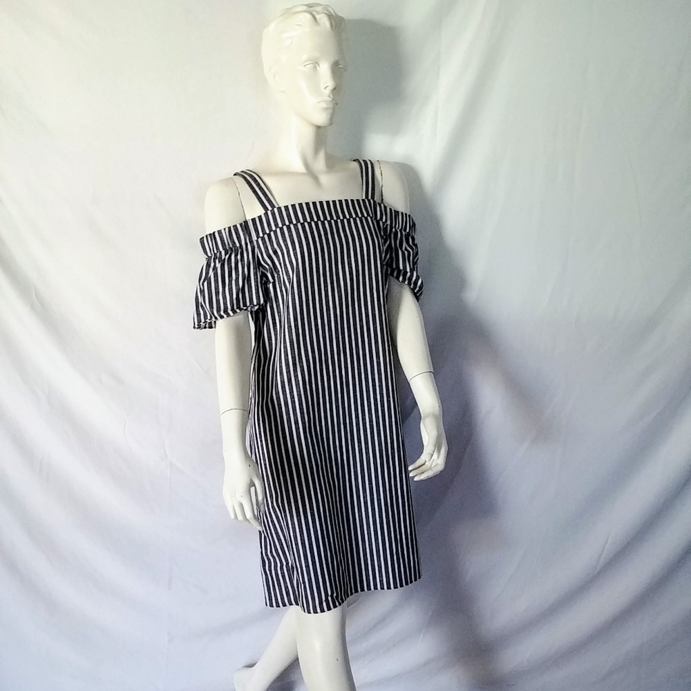 NWT Nine West Cold Shoulder Summer Dress - Picture 2 of 8